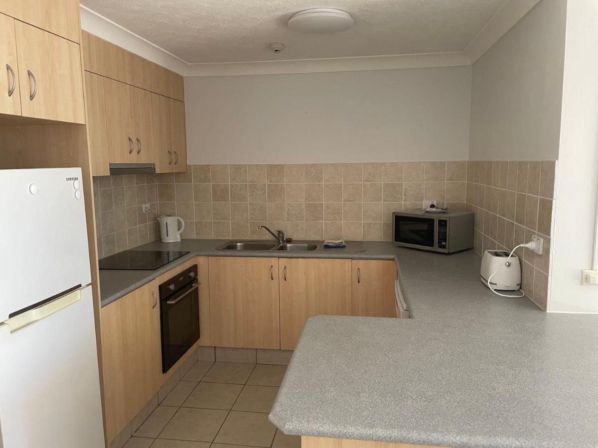 Aristocrat Apartments Gold Coast Buitenkant foto
