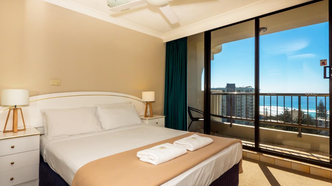 Aristocrat Apartments Gold Coast Buitenkant foto