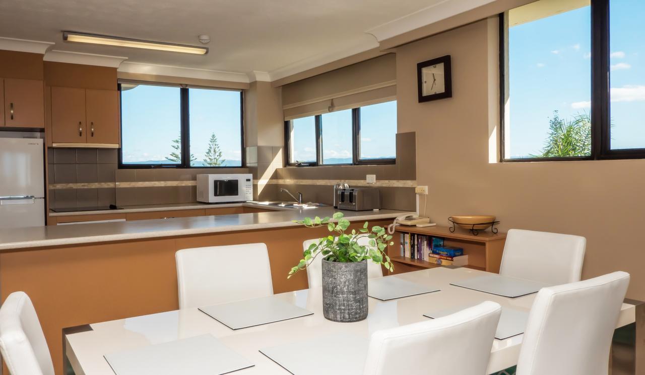 Aristocrat Apartments Gold Coast Buitenkant foto