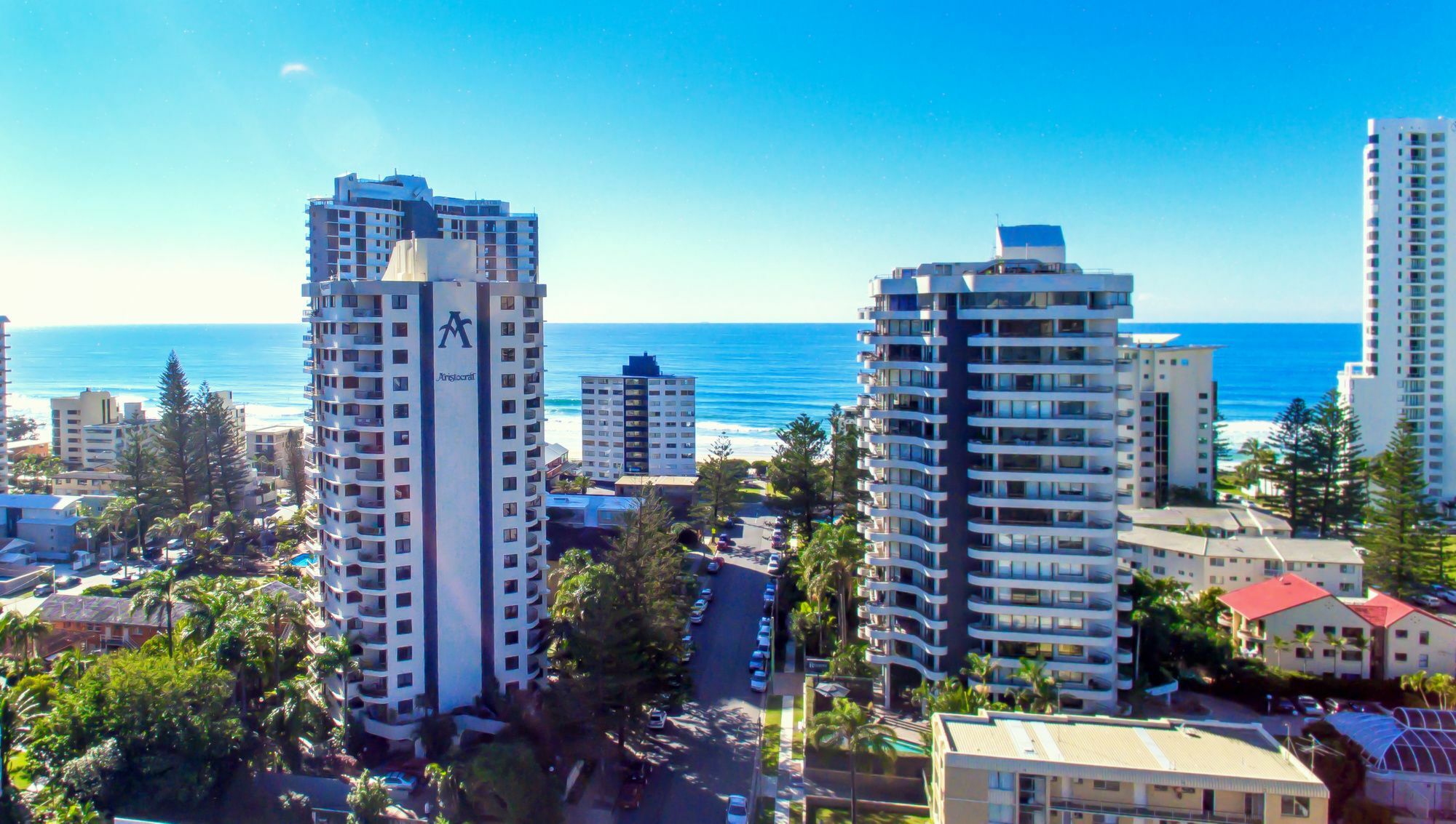 Aristocrat Apartments Gold Coast Buitenkant foto