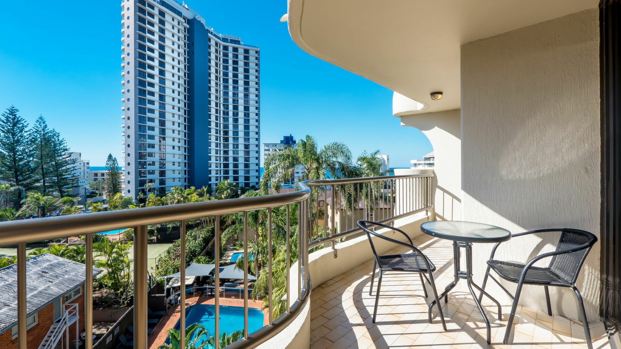 Aristocrat Apartments Gold Coast Buitenkant foto