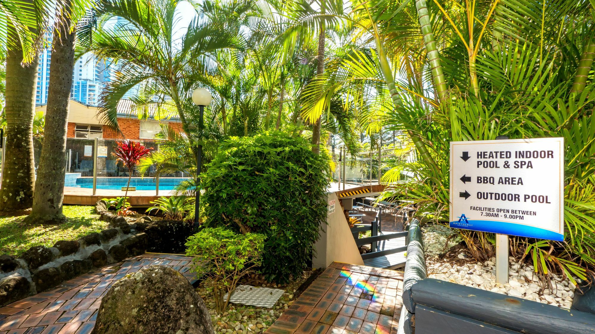 Aristocrat Apartments Gold Coast Buitenkant foto